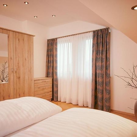 Hotel Seeblick & Ferienwohnung Bad Endorf Bagian luar foto