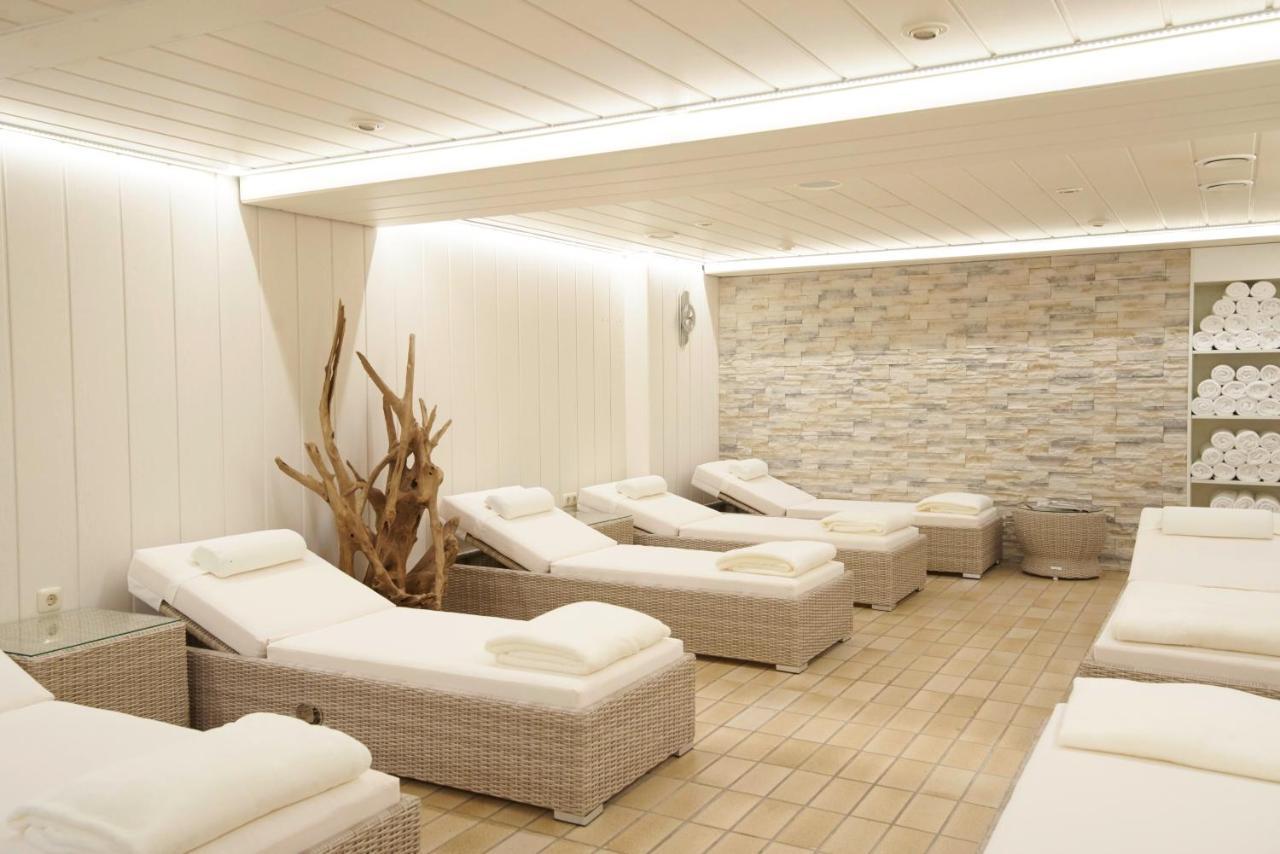 Hotel Seeblick & Ferienwohnung Bad Endorf Bagian luar foto