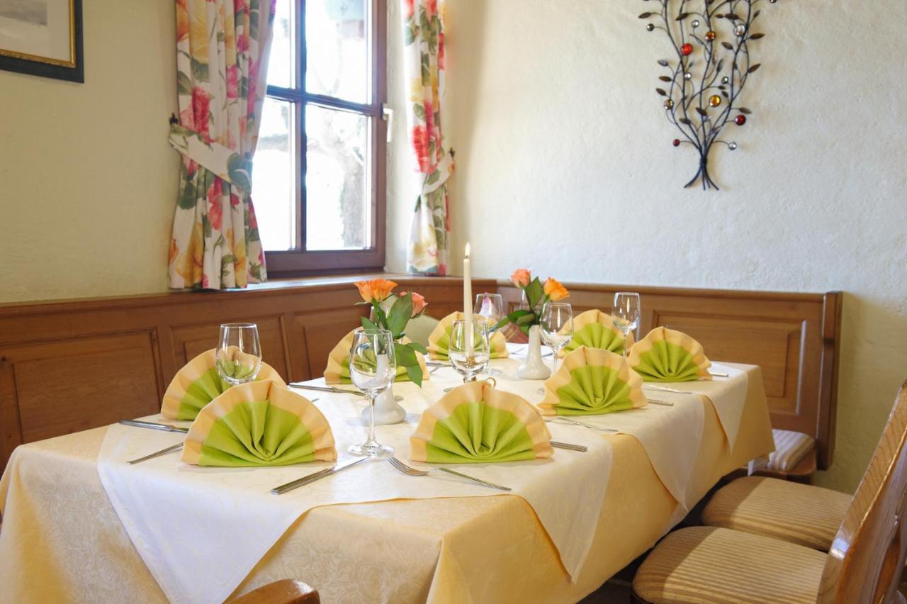 Hotel Seeblick & Ferienwohnung Bad Endorf Bagian luar foto